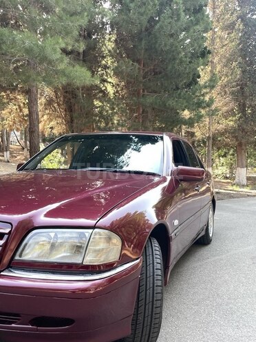 Mercedes C 180-9