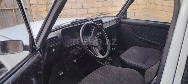 LADA (VAZ) 2107-4
