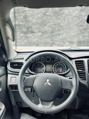 Mitsubishi L200 2016, 143,000 km - 2.5 л - Bakı