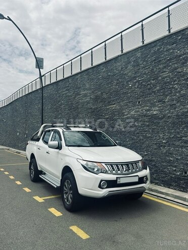 Mitsubishi L200 2016, 143,000 km - 2.5 л - Bakı