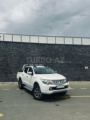 Mitsubishi L200 2016, 143,000 km - 2.5 л - Bakı
