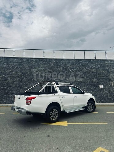 Mitsubishi L200 2016, 143,000 km - 2.5 л - Bakı