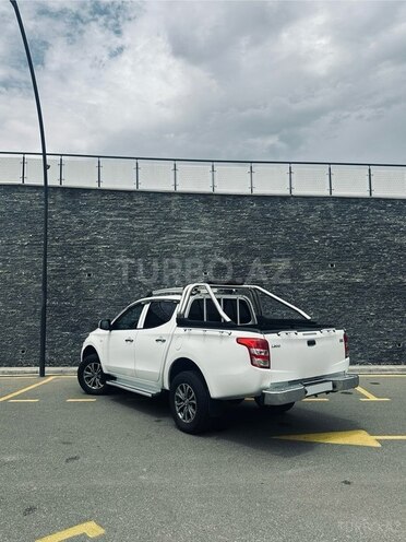 Mitsubishi L200 2016, 143,000 km - 2.5 л - Bakı