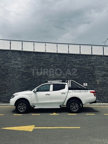 Mitsubishi L200 2016, 143,000 km - 2.5 л - Bakı
