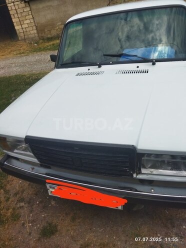 LADA (VAZ) 2107-1