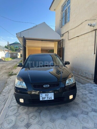 Kia Rio 2005, 250,000 km - 1.4 l - Salyan