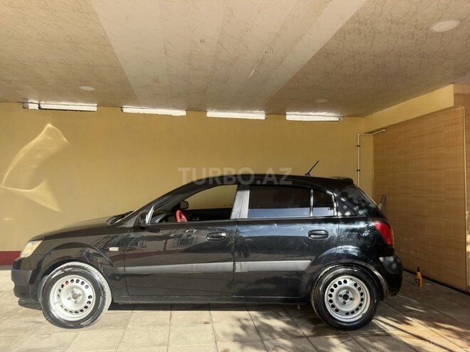 Kia Rio 2005, 250,000 km - 1.4 l - Salyan