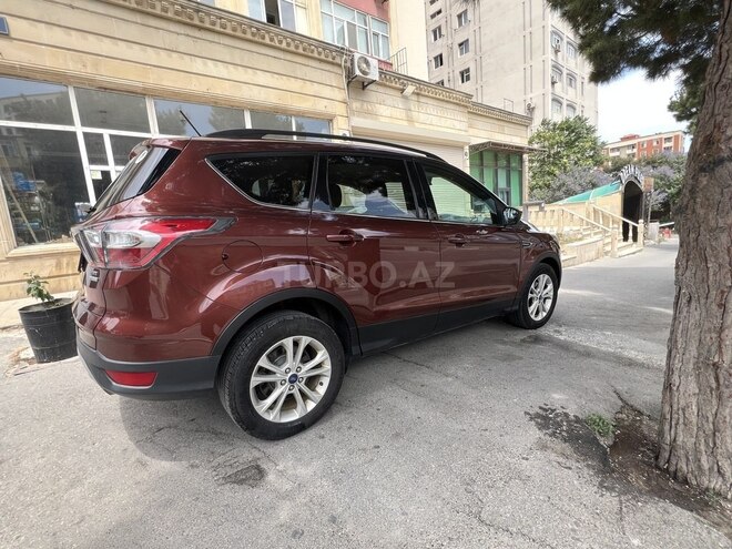 Ford Escape 2017, 240,000 km - 1.5 l - Bakı