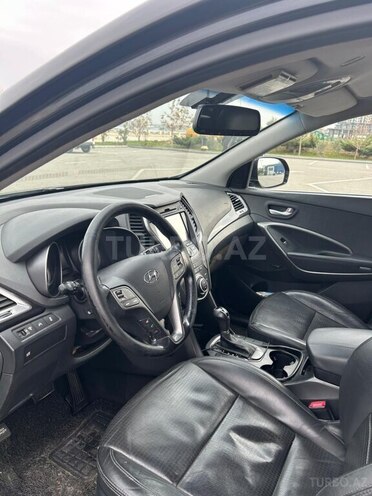 Hyundai Santa Fe-8