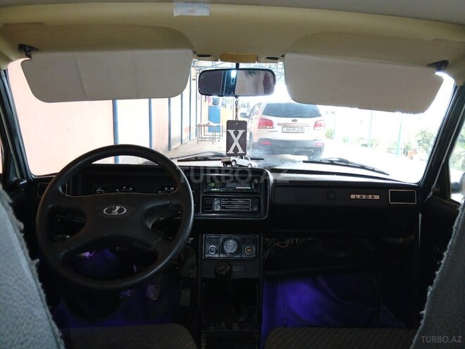 LADA (VAZ) 2107-4