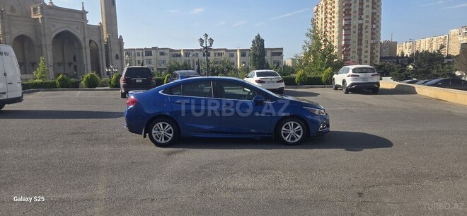 Chevrolet Cruze-2