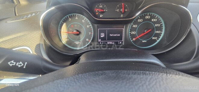 Chevrolet Cruze-18