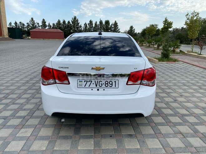 Chevrolet Cruze-2