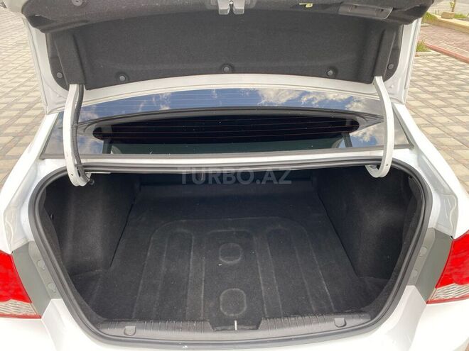 Chevrolet Cruze-14