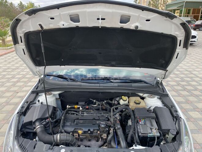 Chevrolet Cruze 2015, 229,000 km - 1.4 л - Şirvan