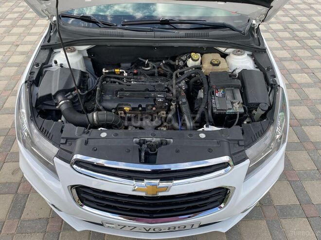 Chevrolet Cruze-8