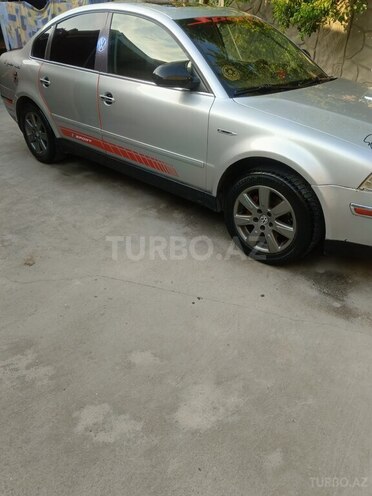 Volkswagen Passat 2004, 236,000 km - 1.8 l - Bakı
