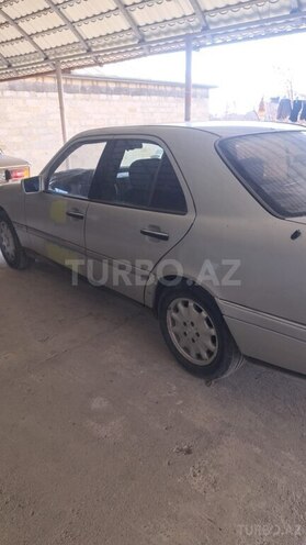 Mercedes C 180 1996, 420,000 km - 1.8 l - İsmayıllı