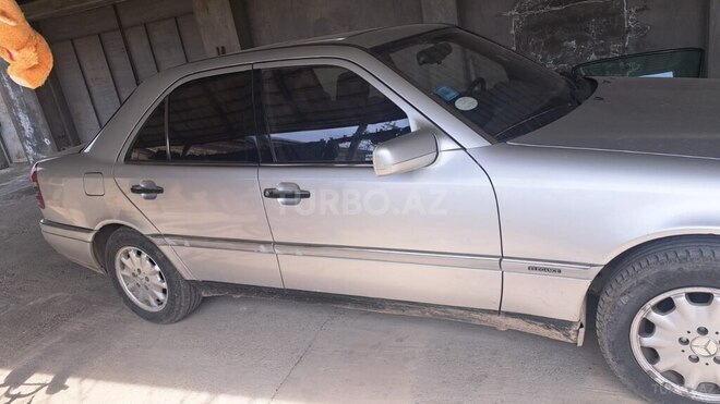 Mercedes C 180 1996, 420,000 km - 1.8 l - İsmayıllı