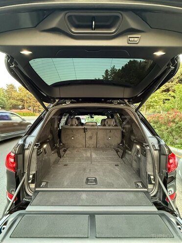 BMW X7-14