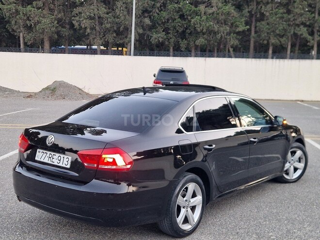 Volkswagen Passat-11