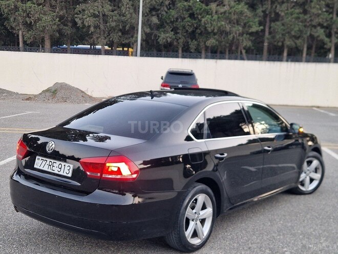 Volkswagen Passat-12