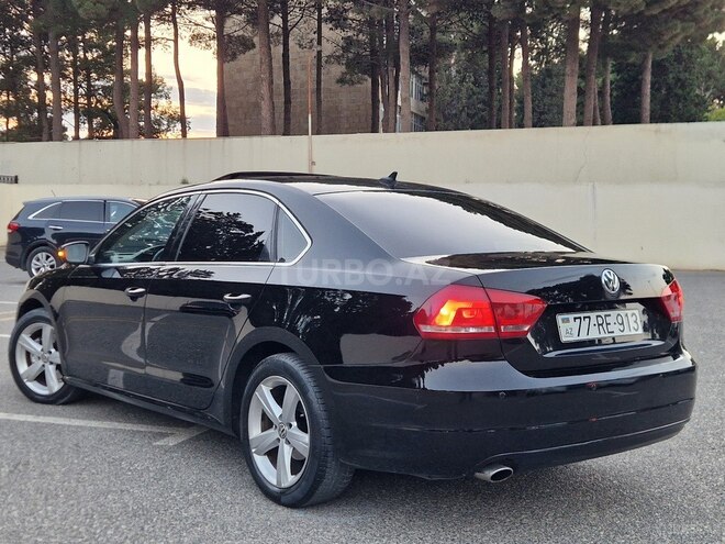 Volkswagen Passat-10