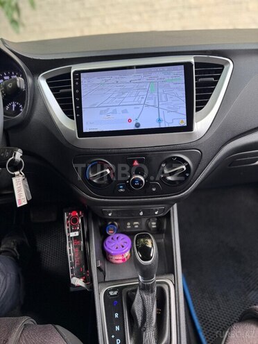 Hyundai Accent 2017, 183,740 km - 1.6 л - Bakı