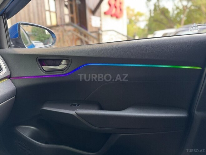 Hyundai Accent 2017, 183,740 km - 1.6 л - Bakı