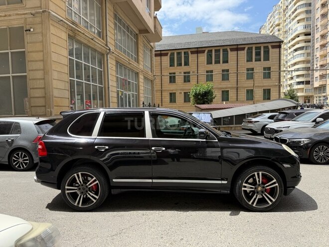Porsche Cayenne-3