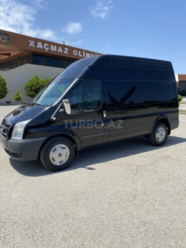 Ford Transit-5