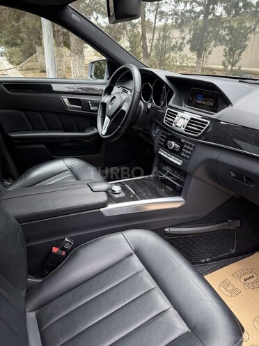 Mercedes E 220 d 2014, 202,000 km - 2.2 l - Bakı