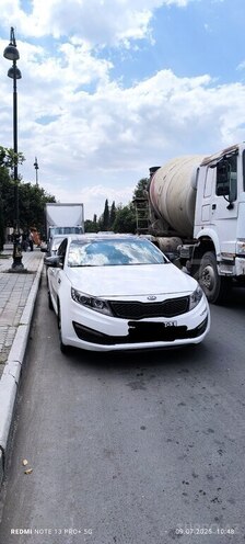 Kia Optima-1