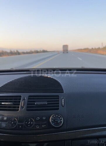 Mercedes E 270 2002, 385,000 km - 2.7 л - Bakı