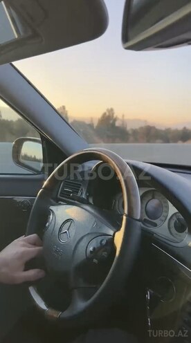Mercedes E 270 2002, 385,000 km - 2.7 л - Bakı