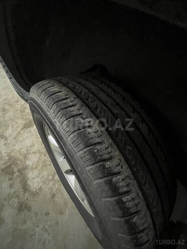 Toyota Land Cruiser Prado 2008, 217,000 km - 2.7 л - 