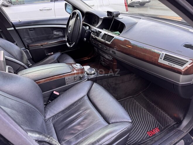 BMW 735 2003, 290,000 km - 3.6 l - Bakı