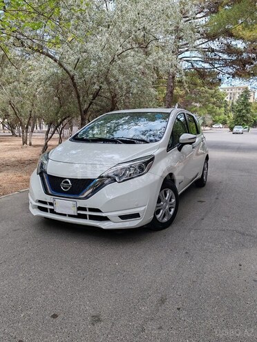 Nissan Note-1
