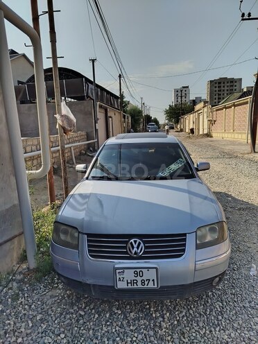 Volkswagen Passat 2001, 240,000 km - 1.8 l - Bakı