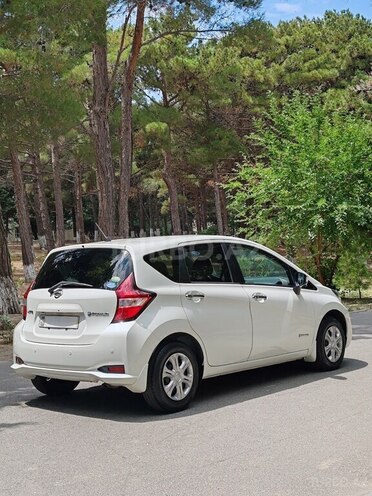 Nissan Note-3