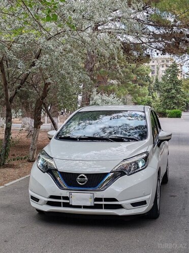 Nissan Note-9