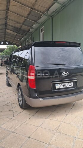 Hyundai H-1 2011, 598,500 km - 2.5 l - Neftçala