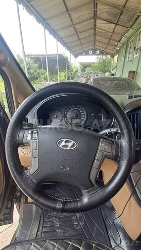 Hyundai H-1 2011, 598,500 km - 2.5 l - Neftçala