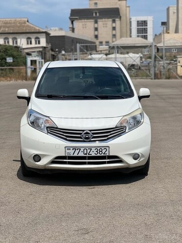 Nissan Note-1