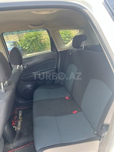 Nissan Note-10
