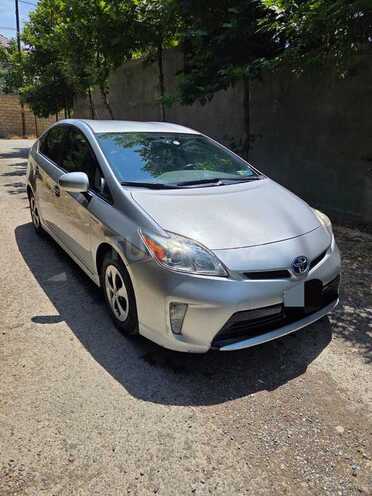 Toyota Prius-1
