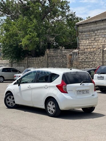 Nissan Note-4