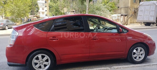 Toyota Prius-3