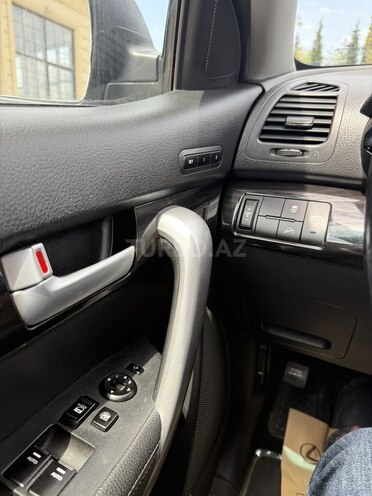 Kia Sorento-12