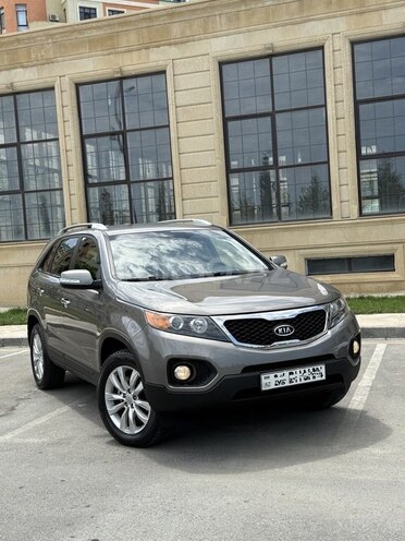 Kia Sorento-1